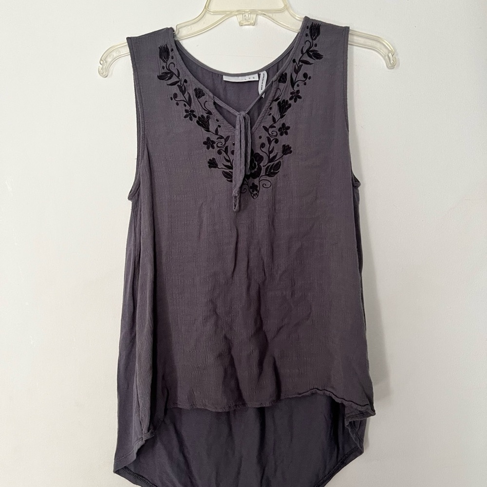 Women’s top Size M